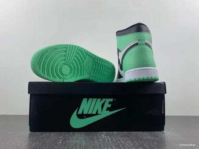 Cheap LUCY Glow Green High DZ5485-130 OG Air 1 Jordan 0521